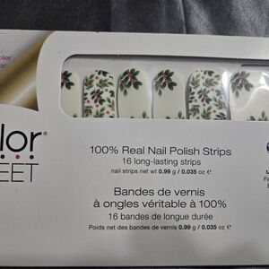 Color Street Press-On Nails - Berry Merry